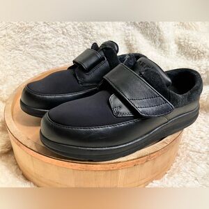 PW Minor Black Orthopedic Leather Loafers Velcro Extra Wide Size 6.5 2W